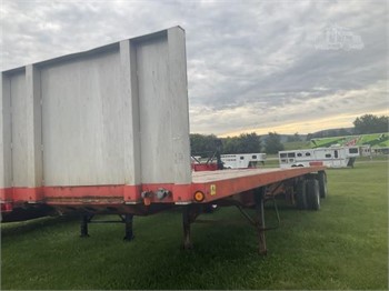 Trailers Online Auctions - 32 Lots