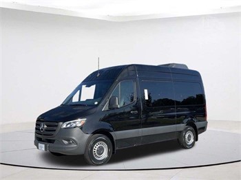 New 2023 Mercedes-Benz Sprinter Cargo Van Van en Carolina