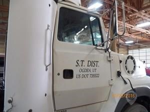 1993 FORD L9000 Used Door Truck / Trailer Components for sale