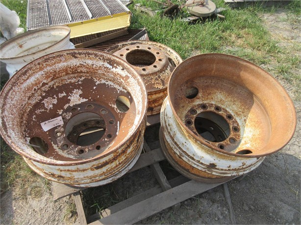 TRUCK RIMS HUB PILOT Used Wheel Truck / Trailer Components auction results