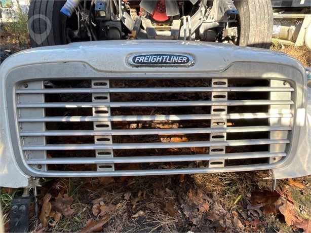 2015 FREIGHTLINER M2 106 Used Grill Truck / Trailer Components for sale