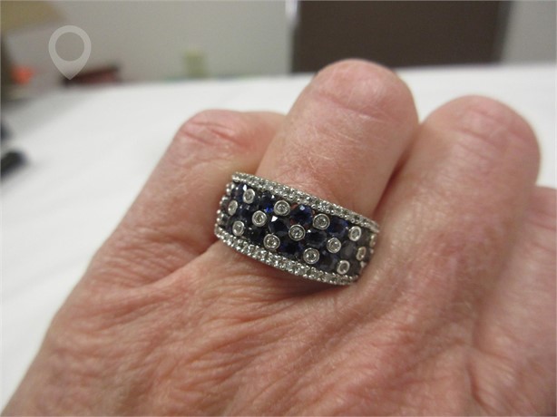 DIAMOND RING 14 K WHITE GOLD BLUE SAPPHIRE/DIAMOND RING Used Rings Fine Jewellery auction results