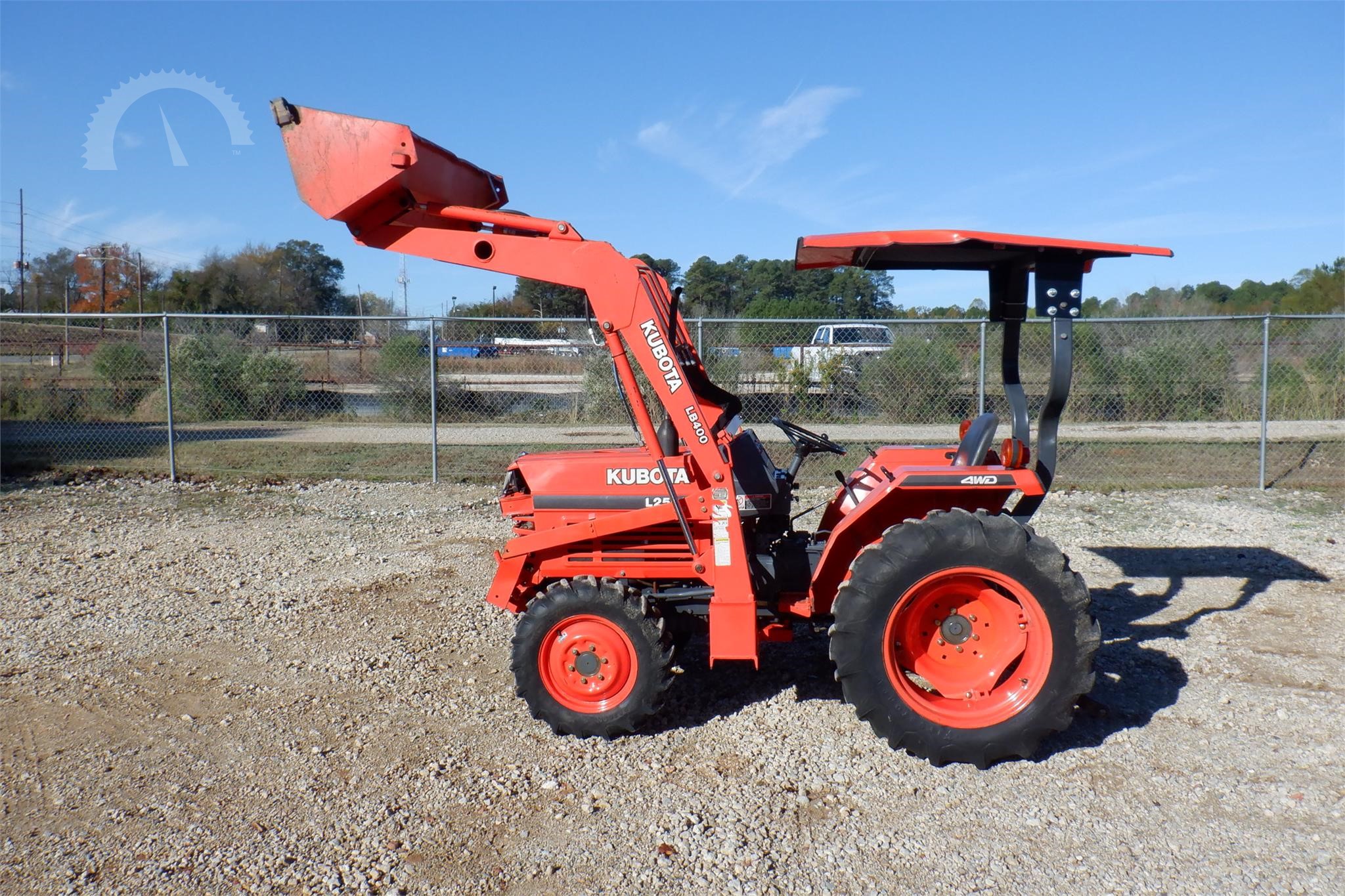 Kubota L2500 Auction Results 2 Listings Auctiontime Com Page 1 Of 1