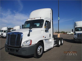 Freightliner Cascadia 125 Conventional Day Cab Trucks For Sale 1 Listings Www Swiftequipmentsales Com