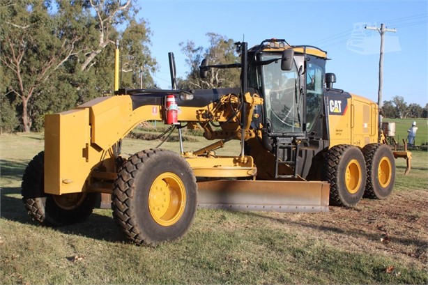 2011 CATERPILLAR 140M2 Used Graders for sale