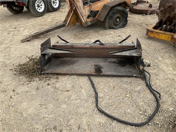 TOMMY GATE 60-1040 Used Lift Gate Truck / Trailer Components auction results