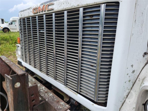 1985 GMC BRIGADIER Used Grill Truck / Trailer Components for sale