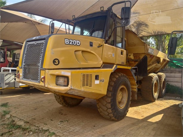 2000 BELL B20D Used Truck Water Equipment for sale