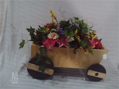 D15 Cute Flowerpot Wagon With Flowers Otros Artículos Para - roblox music code for the song in my blood by shawn