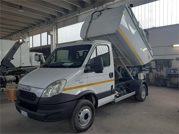 2013 IVECO DAILY 65C14 Used Transporter mit Müllaufbau zum verkauf