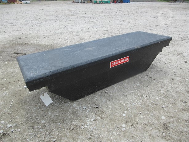 CRAFTSMAN MID SIZE TRUCK TOOL BOX Used Tool Box Truck / Trailer Components auction results