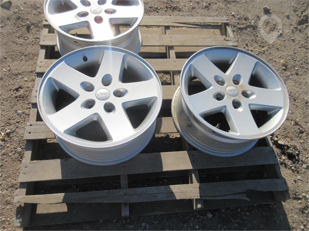 JEEP 17X7.5 INCH SET OF 3 Used Wheel Truck / Trailer Components auction results