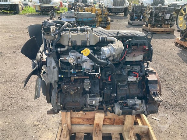 2009 INTERNATIONAL MAXXFORCE DT Used Engine Truck / Trailer Components for sale