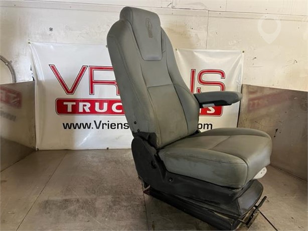 KENWORTH T880 Used Seat Truck / Trailer Components for sale