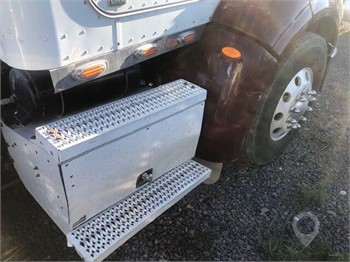 2012 PETERBILT 384 Used Battery Box Truck / Trailer Components for sale