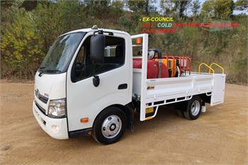 2018 HINO 300 616 二手 服务机械卡车