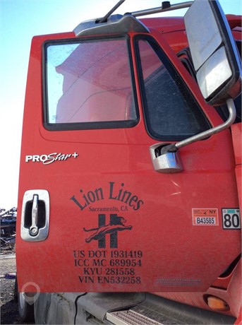 2014 INTERNATIONAL PROSTAR Used Door Truck / Trailer Components for sale