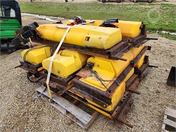 PALLET OF POLY TAILGATE SPREADERS Used Other Truck / Trailer Components auction results