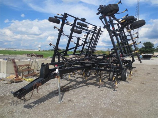 BRILLION 28' CULTIVATOR Used Other auction results