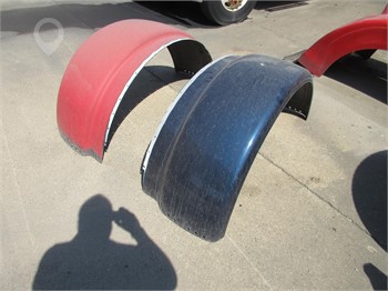 PETERBILT 389 FENDERS WITH LINERS Used Other Truck / Trailer Components auction results