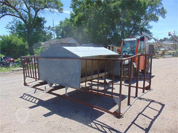 CREEP FEEDER TWO SIDED WITH CAGE Used Livestock auction results