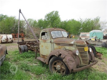 INTERNATIONAL VINTAGE TRUCK Used Parts / Accessories Shop / Warehouse upcoming auctions