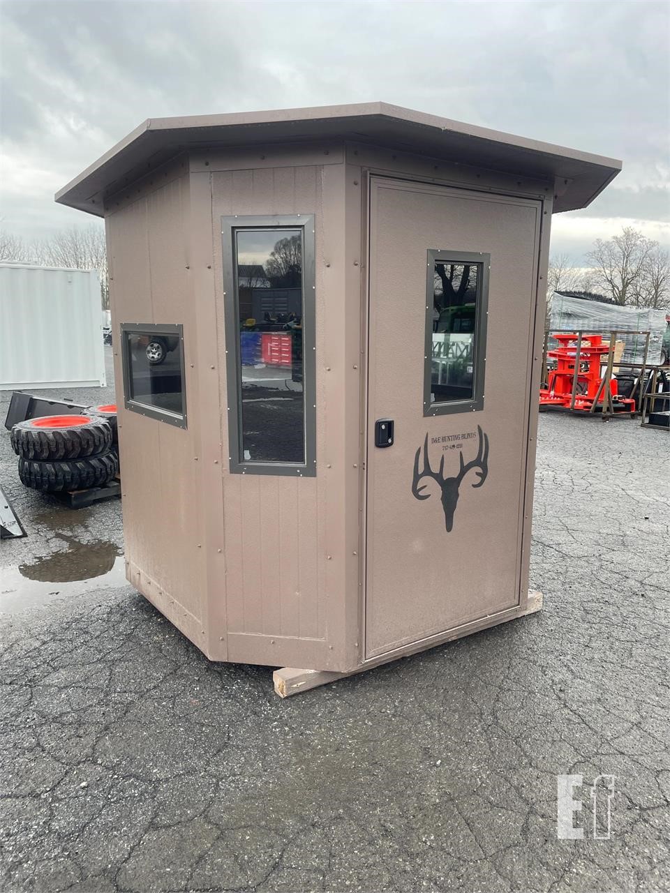 NEW INSULATED 6'X6X6 OCTAGON DEER HUNTING BLIND Other Items Online Auctions  In Pennsylvania - 1 Listings