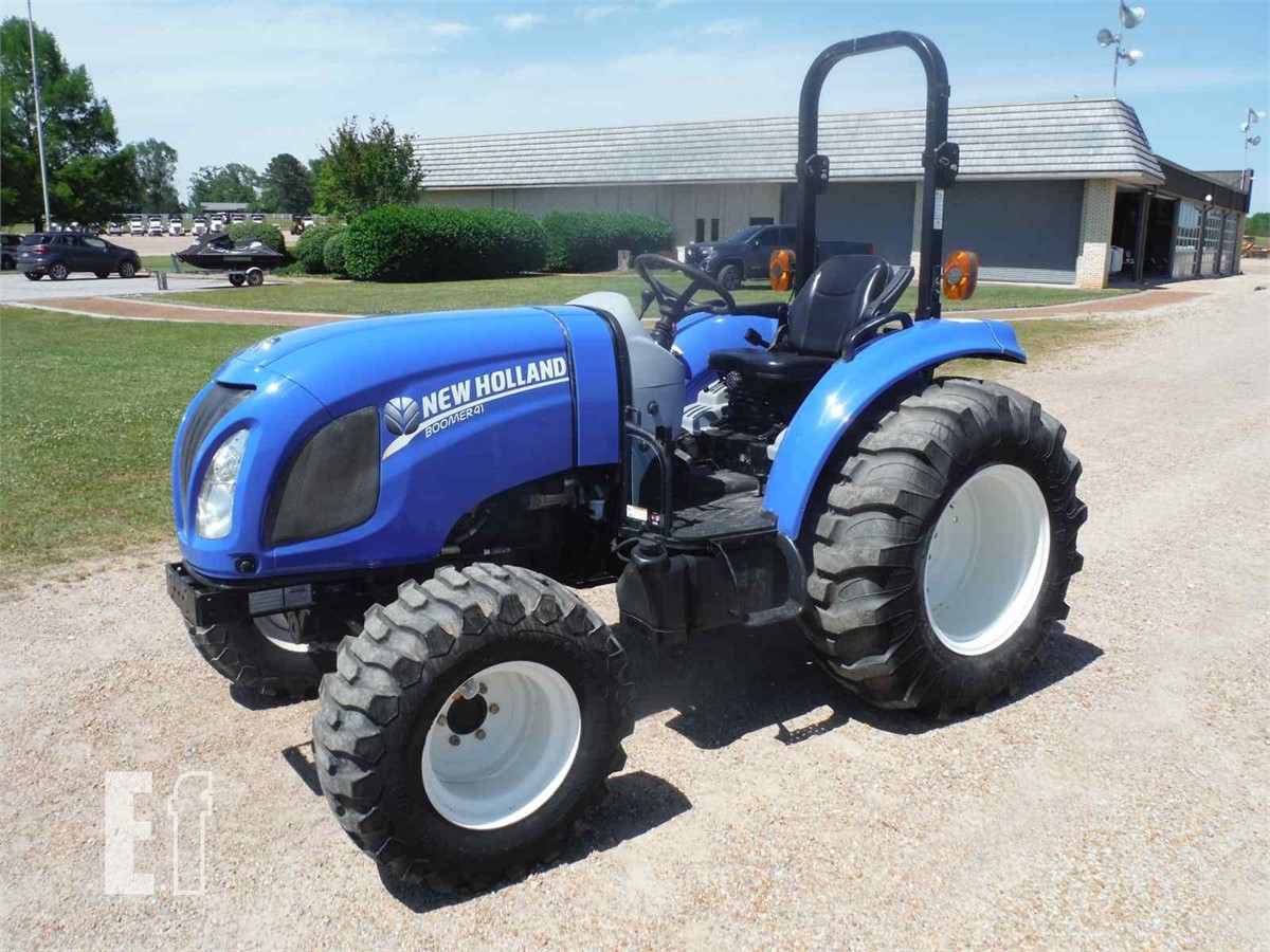 EquipmentFacts.com | 2015 NEW HOLLAND BOOMER 41 Online Auctions