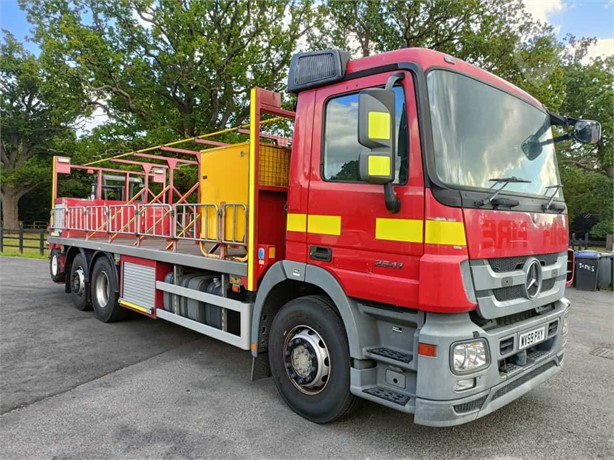 2010 MERCEDES-BENZ ACTROS 2541 Used Dropside Flatbed Trucks for sale