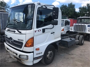 1900 HINO FD Used Cab & Chassis Trucks for sale