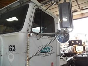 1999 FREIGHTLINER FLD Used Glass Truck / Trailer Components for sale