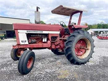 Tracteur international farmall 1066 - britains 43294 BRI43294