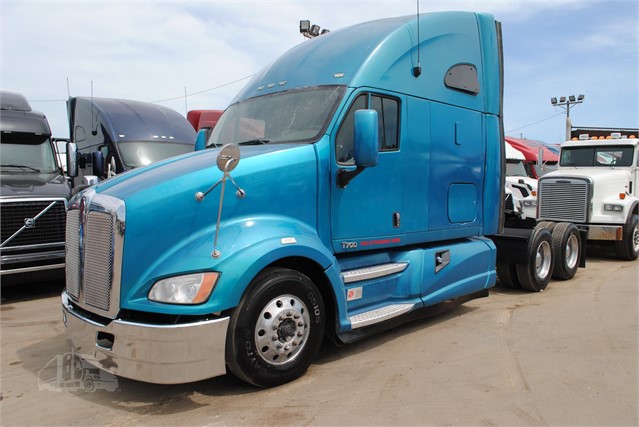 2012 Kenworth T700 For Sale In Covington Tennessee Www