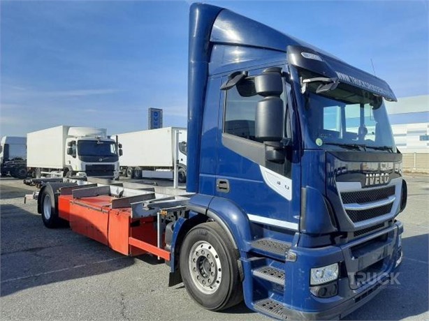2017 IVECO STRALIS 310 Used LKW für Containertransporte zum verkauf
