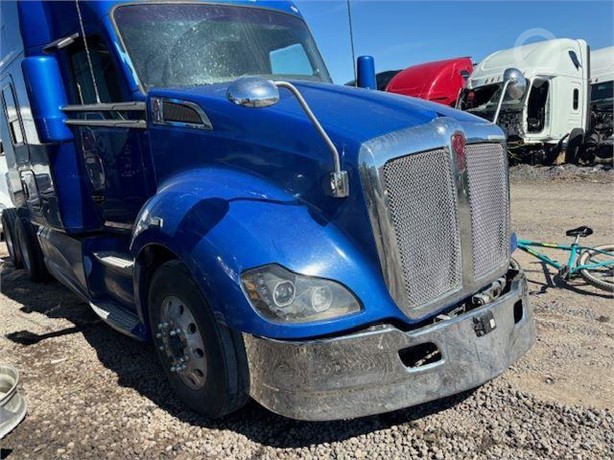 2017 KENWORTH T680 Used Bonnet Truck / Trailer Components for sale