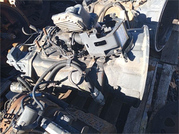 2013 EATON/FULLER FO16E310C Used Transmission Truck / Trailer Components for sale