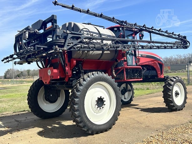 2017 APACHE AS1220 Used Self Propelled Sprayers for sale