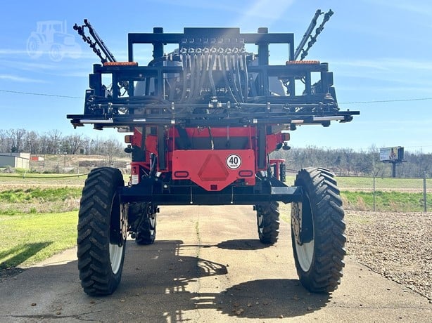 2017 APACHE AS1220 Used Self Propelled Sprayers for sale