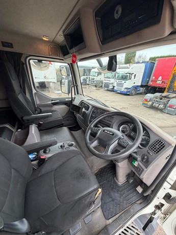 2019 DAF LF230 Used Pritschen LKW mit Bordwände zum verkauf