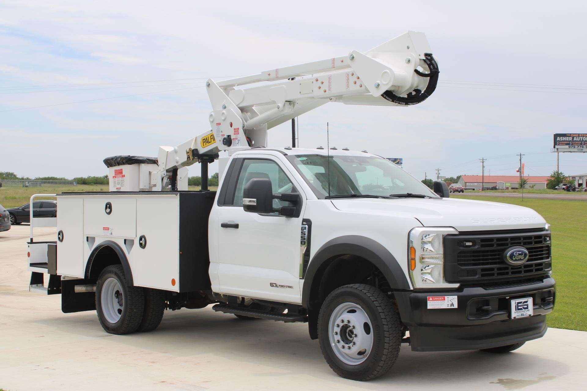 A 2024 Palfinger ETC40IH bucket truck / service truck crane.