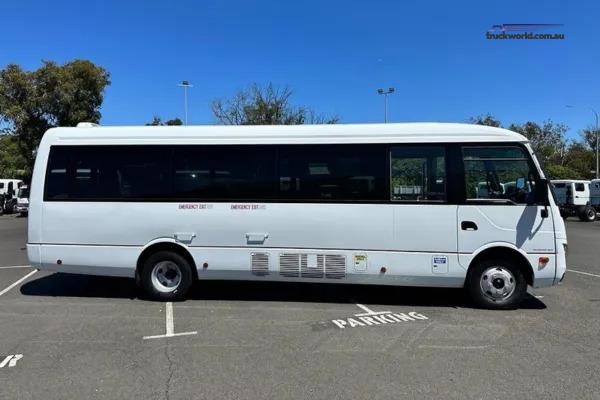 2024 MITSUBISHI FUSO ROSA Used Passenger Bus zum verkauf
