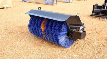 SDLANCH MINI SKID Used Sweeper upcoming auctions