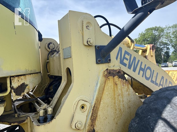 NEW HOLLAND LW170 Used Wheel Loaders upcoming auctions