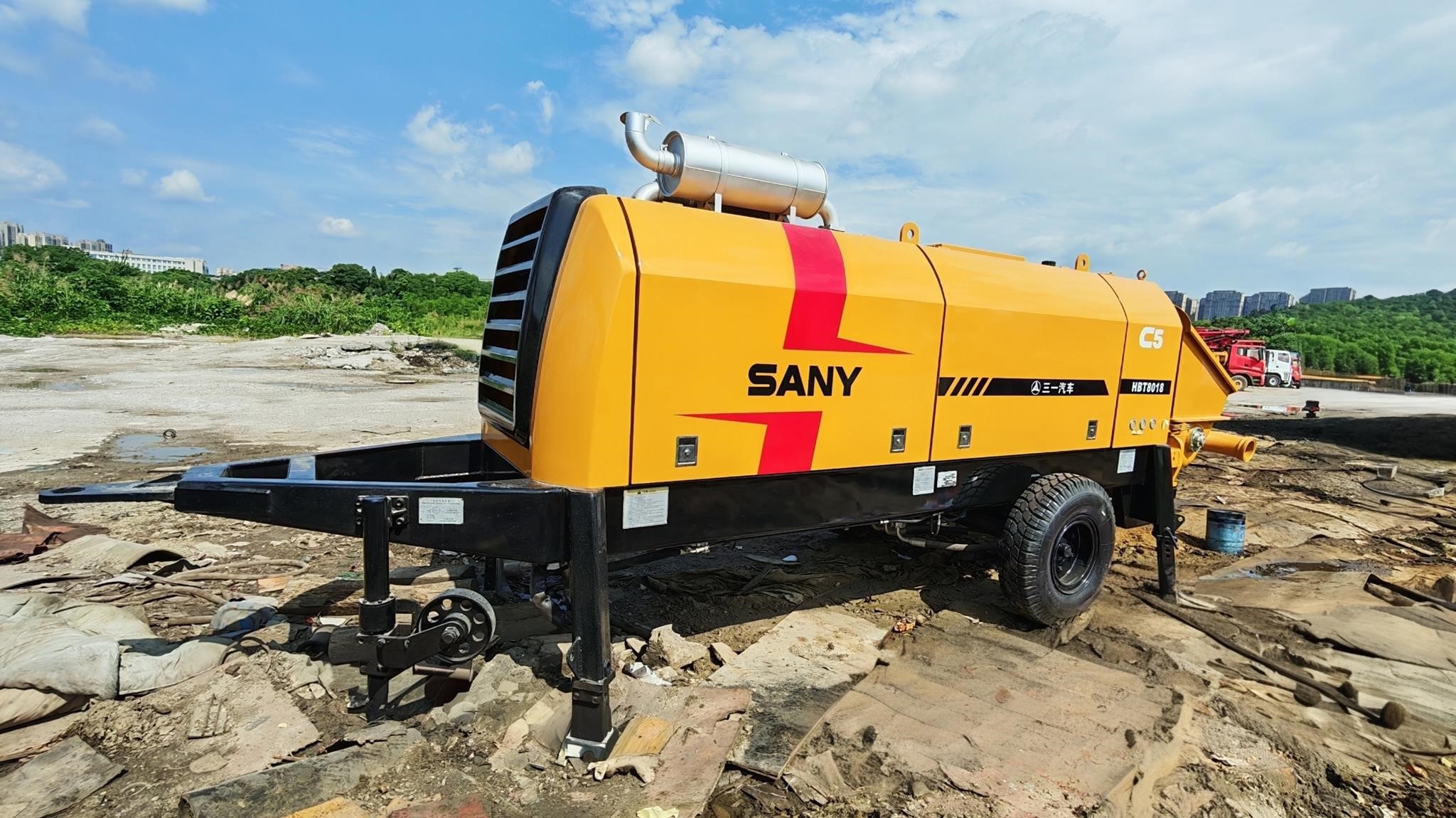 2022 SANY HBT8018C-5S towable concrete pump parked outdoors.