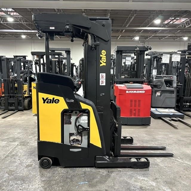 2022 Yale NR045EC stand-up and reach forklift parked indoors.