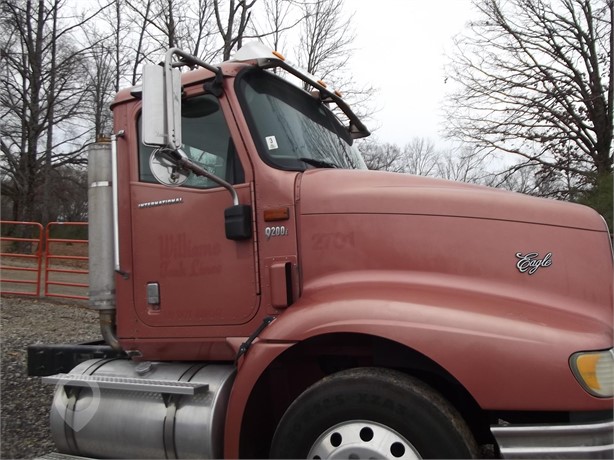 2007 INTERNATIONAL 9200I Used Bonnet Truck / Trailer Components for sale