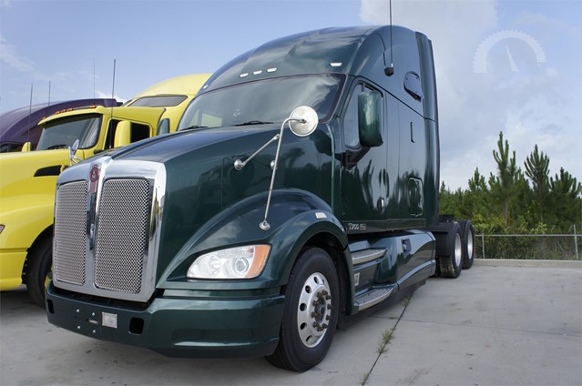 2012 Kenworth T700