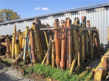 CATERPILLAR 105-0094 Used Cylinder, Boom/Lift for sale
