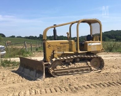 Dresser Td8e Auction Results 15 Listings Marketbook Co Tz