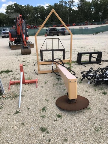 Montezuma Mfg Tree Saw Tree Saw For Sale In Cuba Missouri